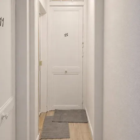Bail Mobilite 30 Nuits Minimum Cozy A 40m Des Champs Elysees Apartment